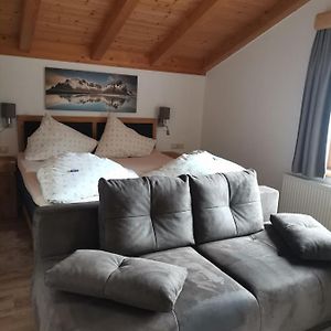 Dreibettzimmer